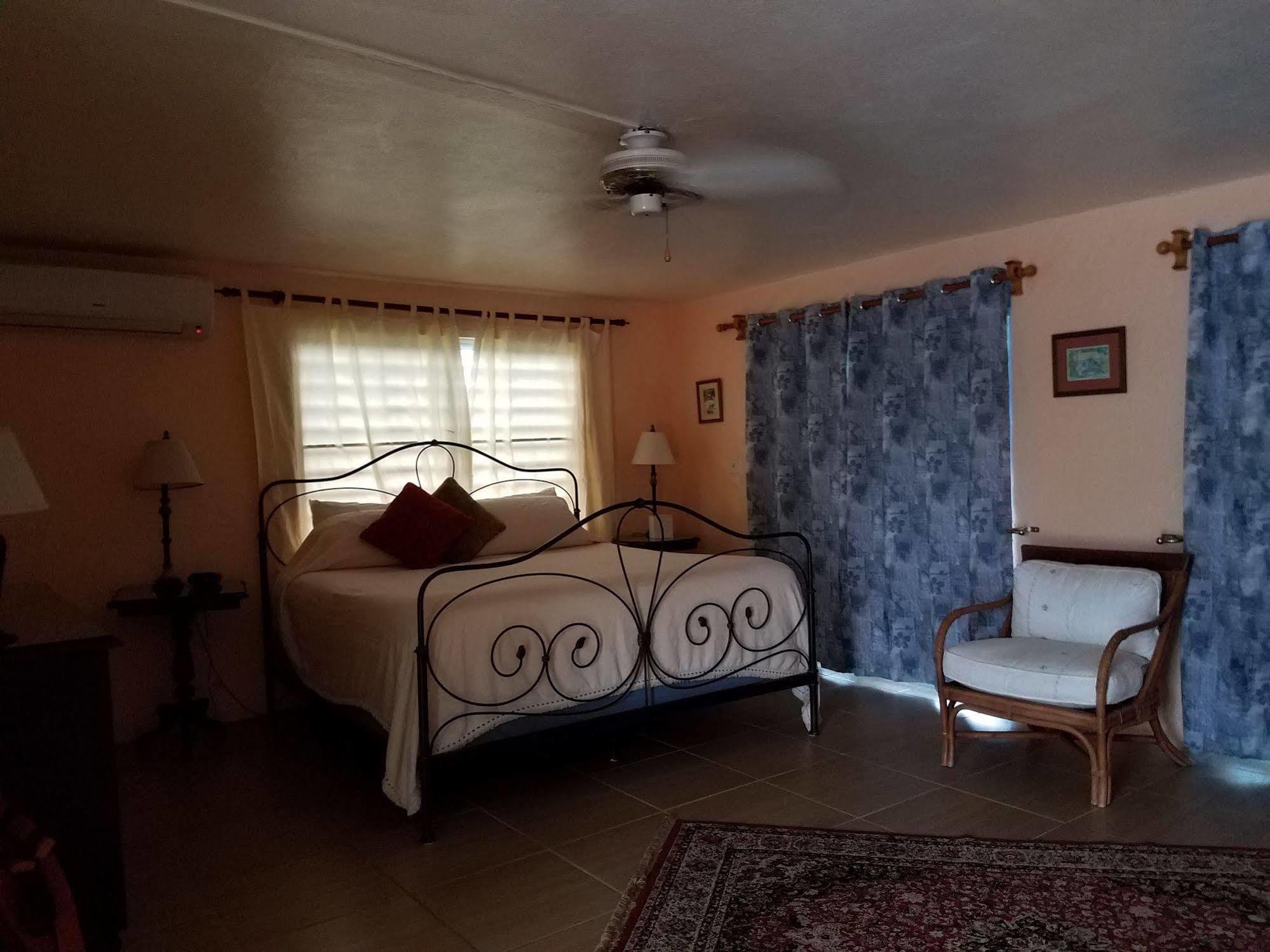 Carringtons Inn Saint Croix Island Ngoại thất bức ảnh