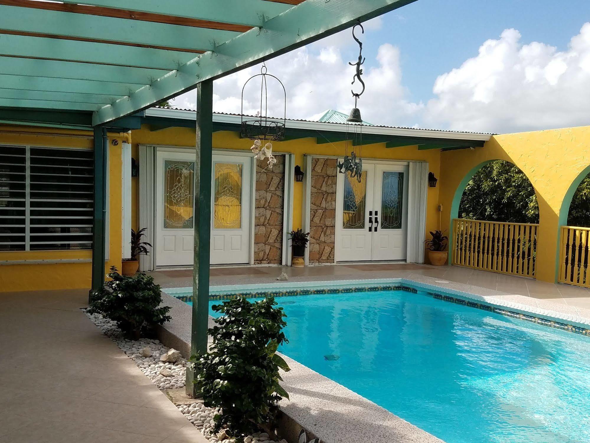 Carringtons Inn Saint Croix Island Ngoại thất bức ảnh