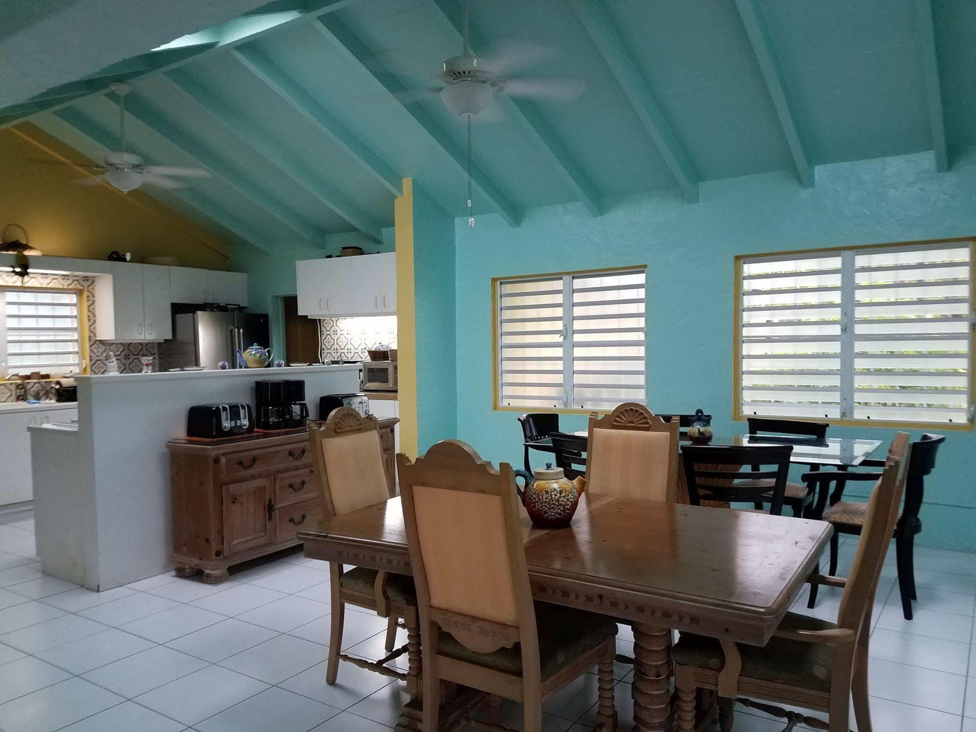 Carringtons Inn Saint Croix Island Ngoại thất bức ảnh