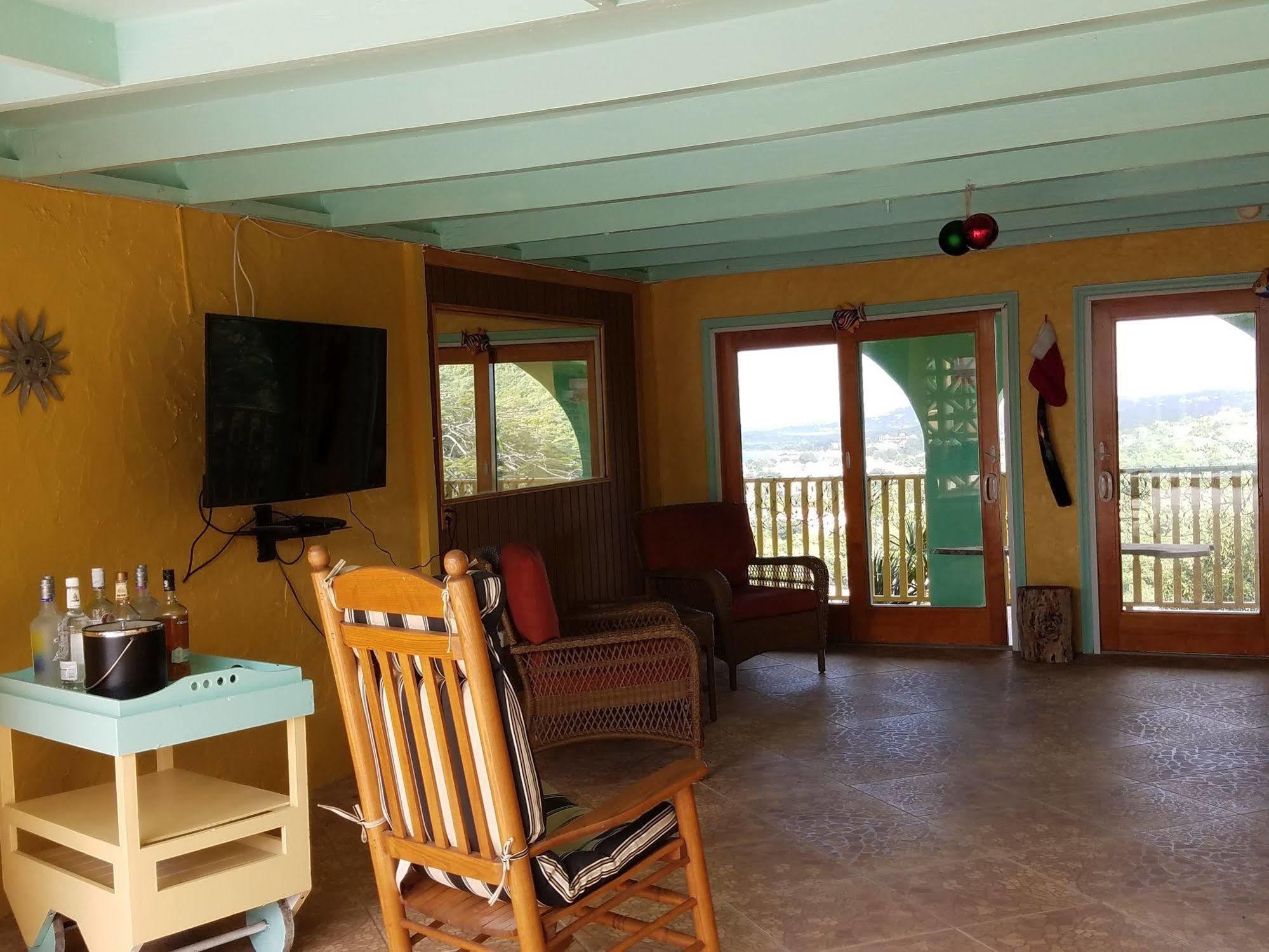 Carringtons Inn Saint Croix Island Ngoại thất bức ảnh